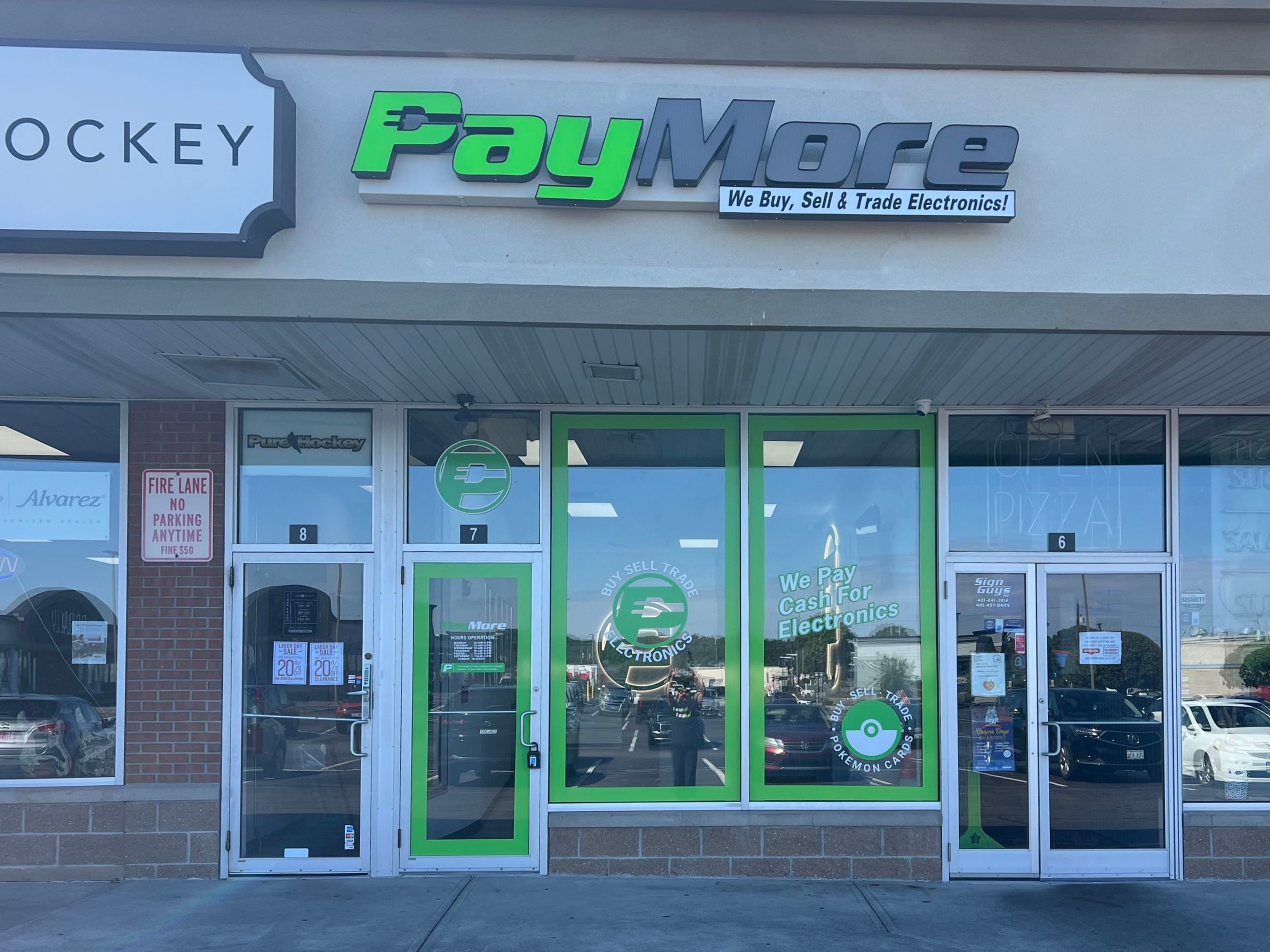 paymore warwick store front Image