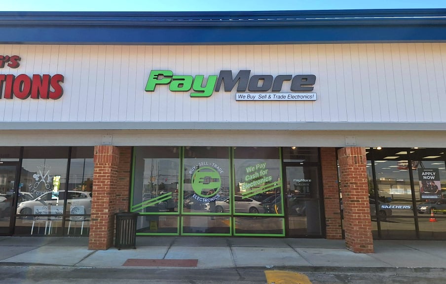 paymore castleton store front Image