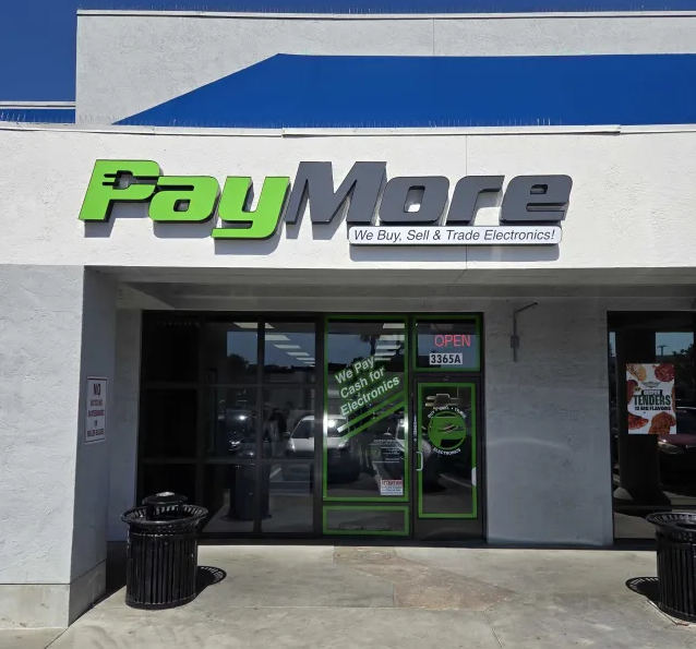 point loma store front Image